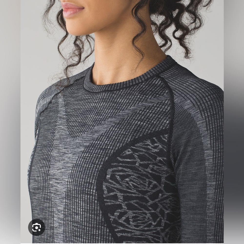 Lululemon Rest Less Pullover Heathered Black. Size 6. EUC